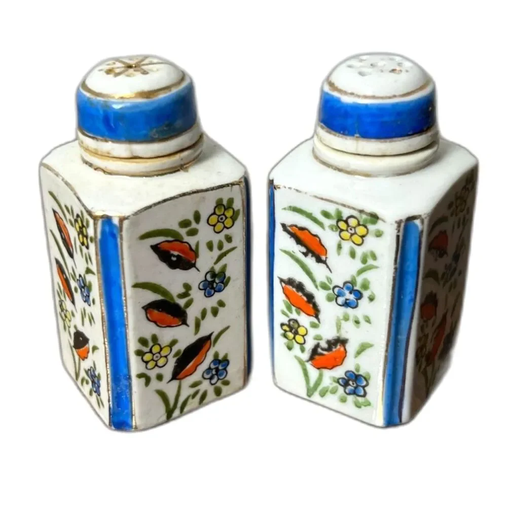 Vintage Hand-Painted Japan Salt & Pepper Shakers Floral Ceramic Blue Trim 1950s